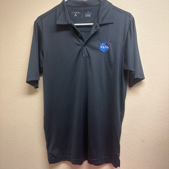 Antigua Gray Polo Shirt with NASA Logo - Picture 3 of 6